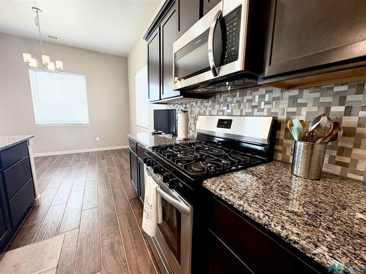 House for rent at 3709 Saguaro Dr, Carlsbad, NM 88220