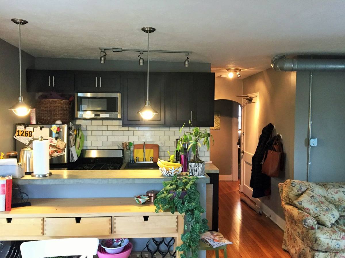 Apartment for rent at 1034 Murray Hill Ave, Pittsburgh, PA 15217