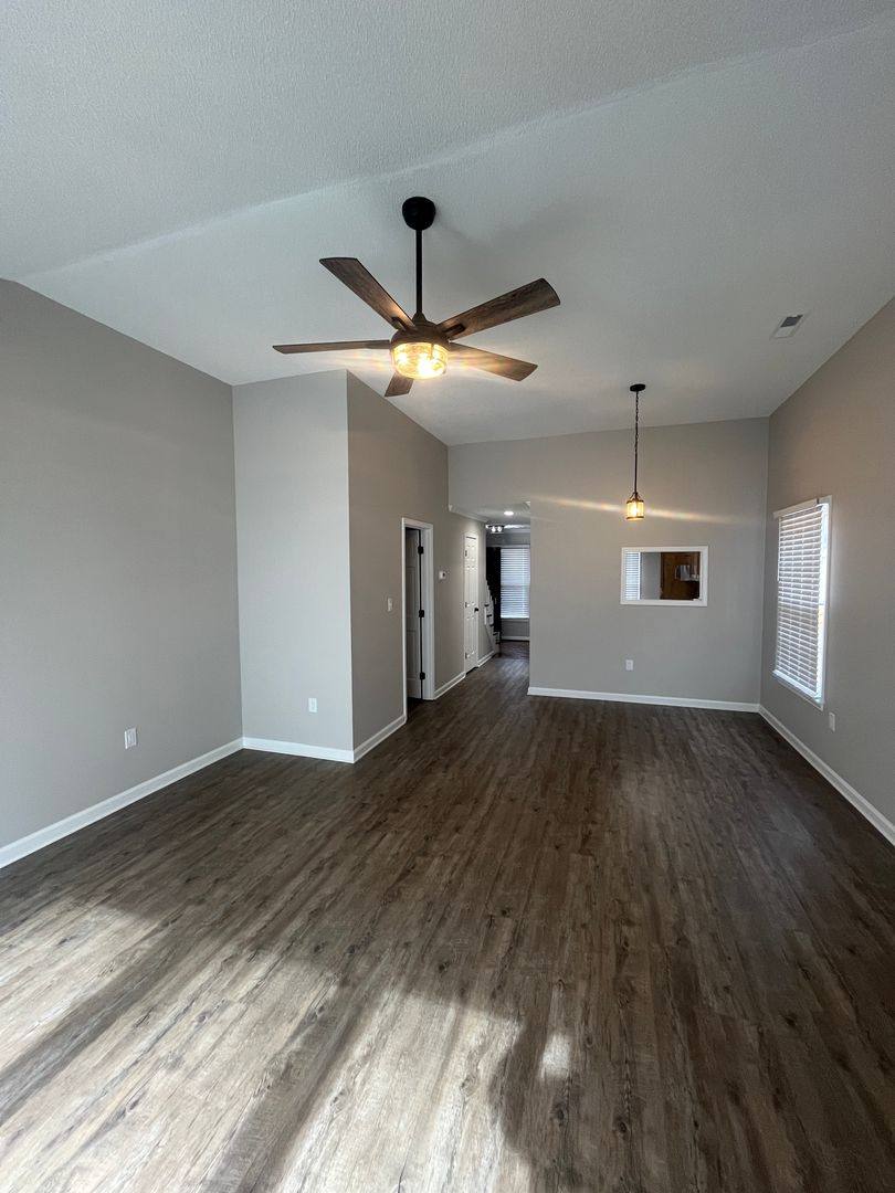 Townhouse for rent at 19 Sommersett Dr, Spartanburg, SC 29301
