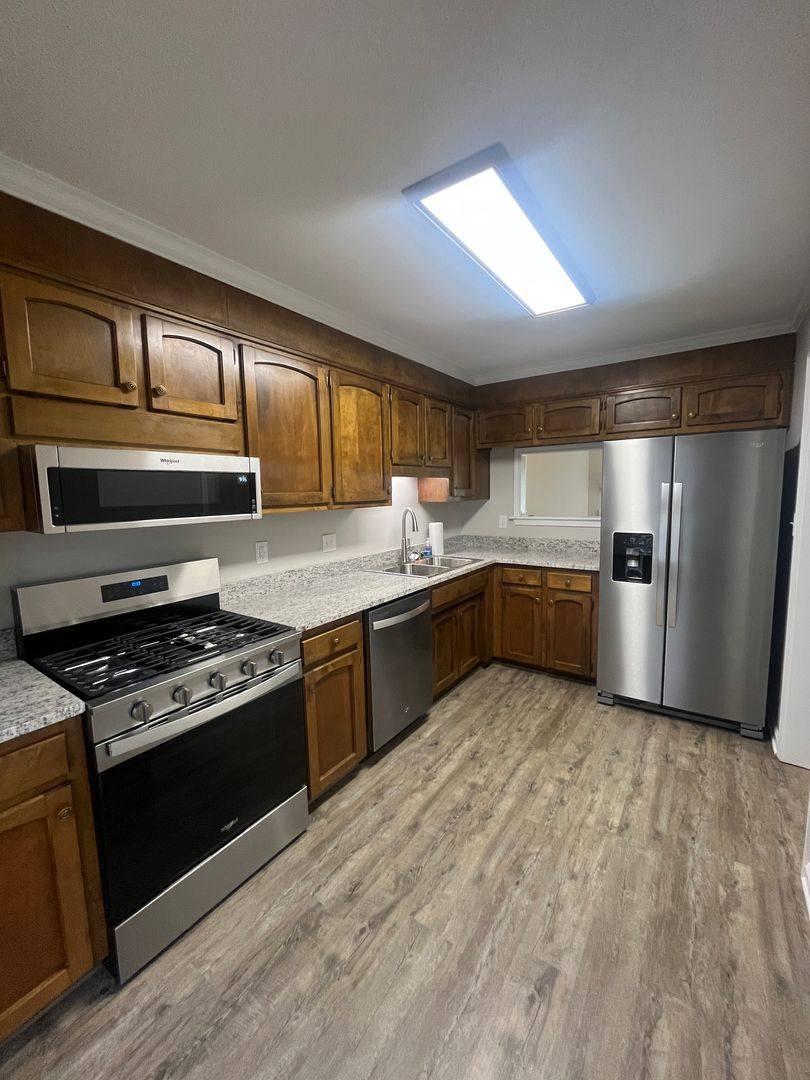 Townhouse for rent at 19 Sommersett Dr, Spartanburg, SC 29301