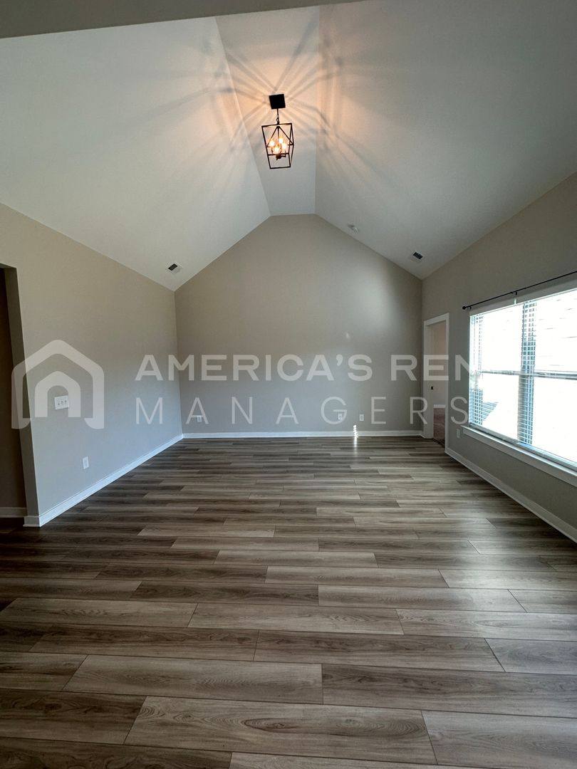 House for rent at 130 County Rd, Cullman, AL 35058
