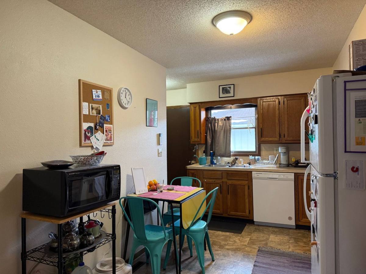 Apartment for rent at 1516 Delaware Ave, Ames, IA 50014
