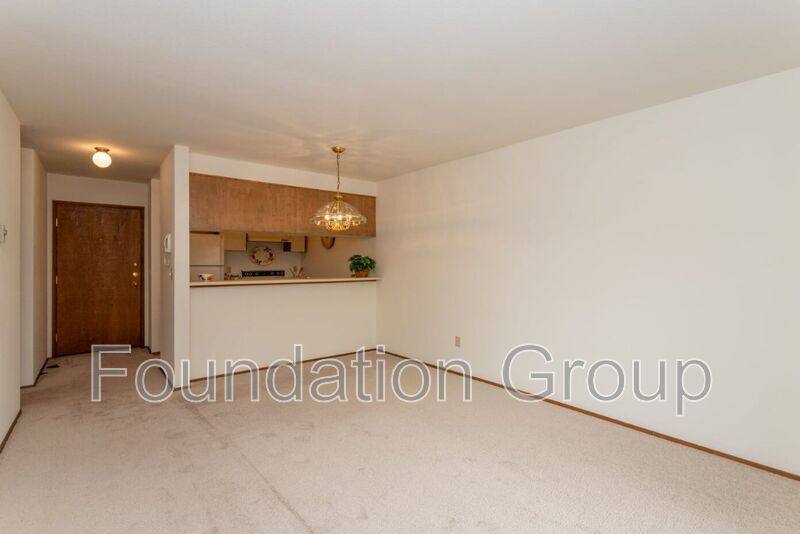 Apartment for rent at 12542 35th Ave NE #301, Seattle, WA 98125