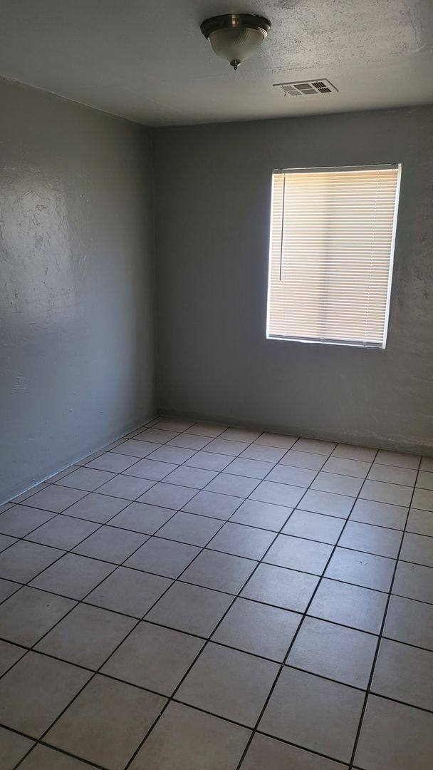 Apartment for rent at 4332 N Longview Ave, Phoenix, AZ 85014