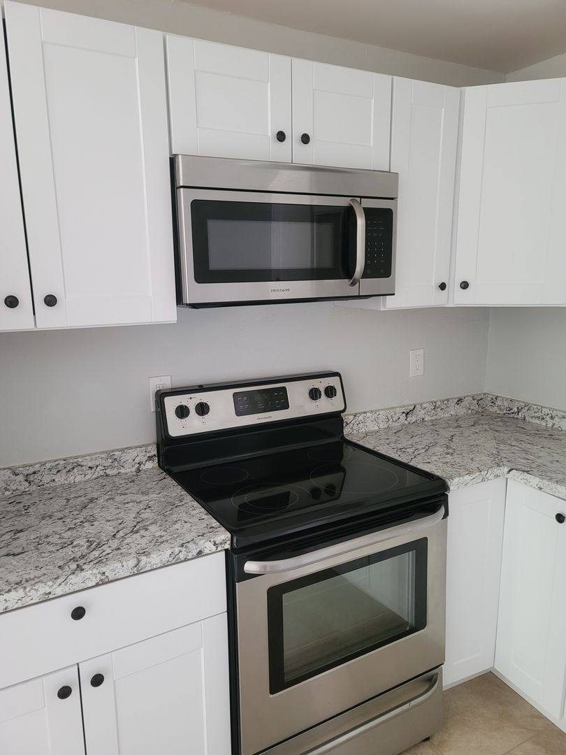 Apartment for rent at 4332 N Longview Ave, Phoenix, AZ 85014