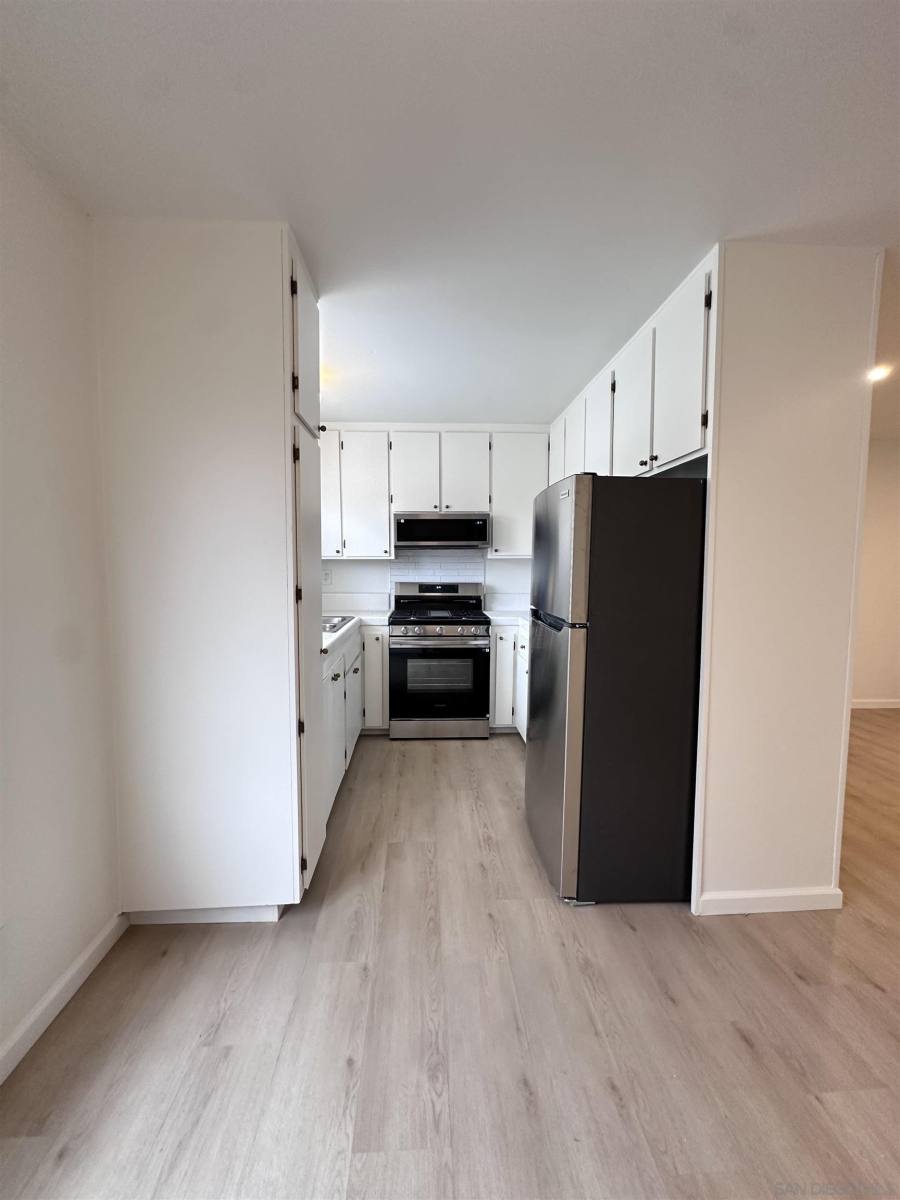 Apartment for rent at 930 Ave #20, National City, CA 91950