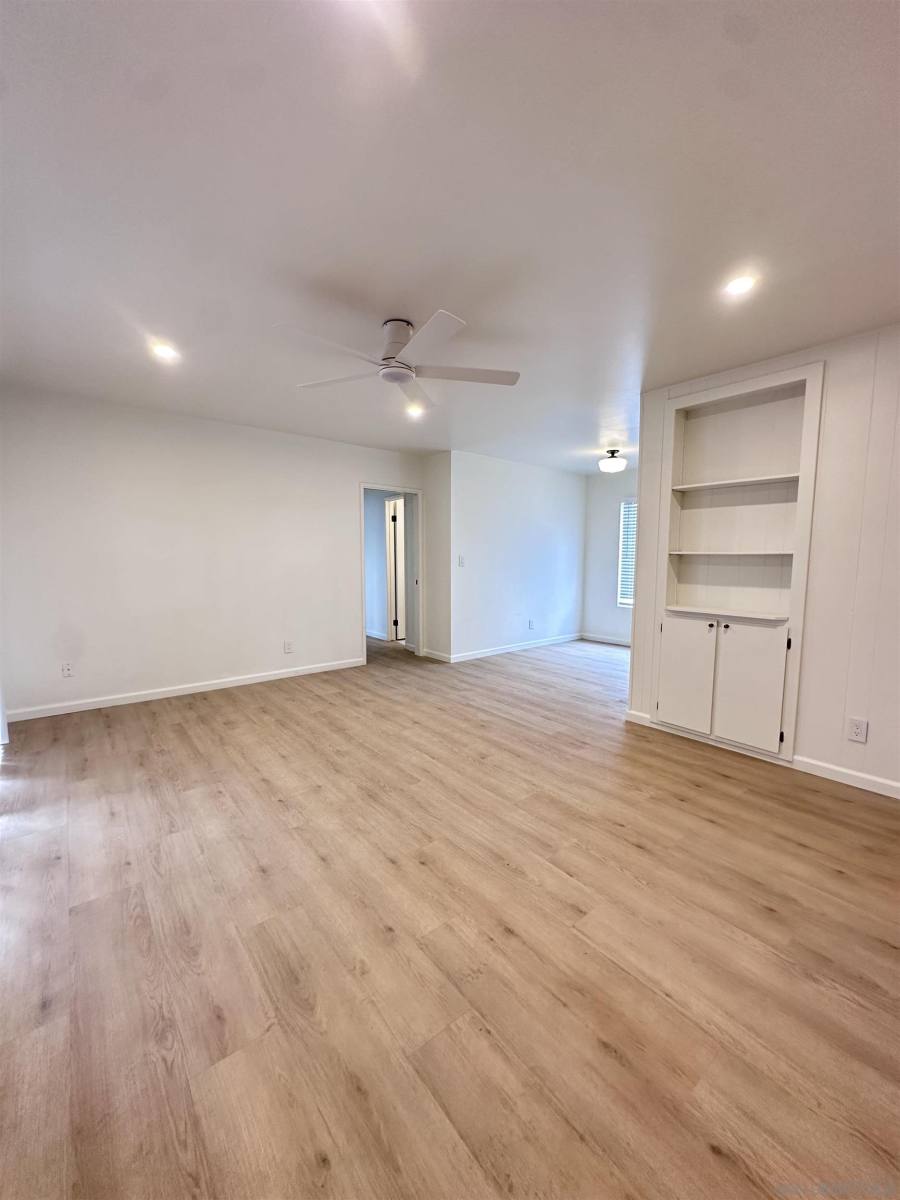 Apartment for rent at 930 Ave #20, National City, CA 91950