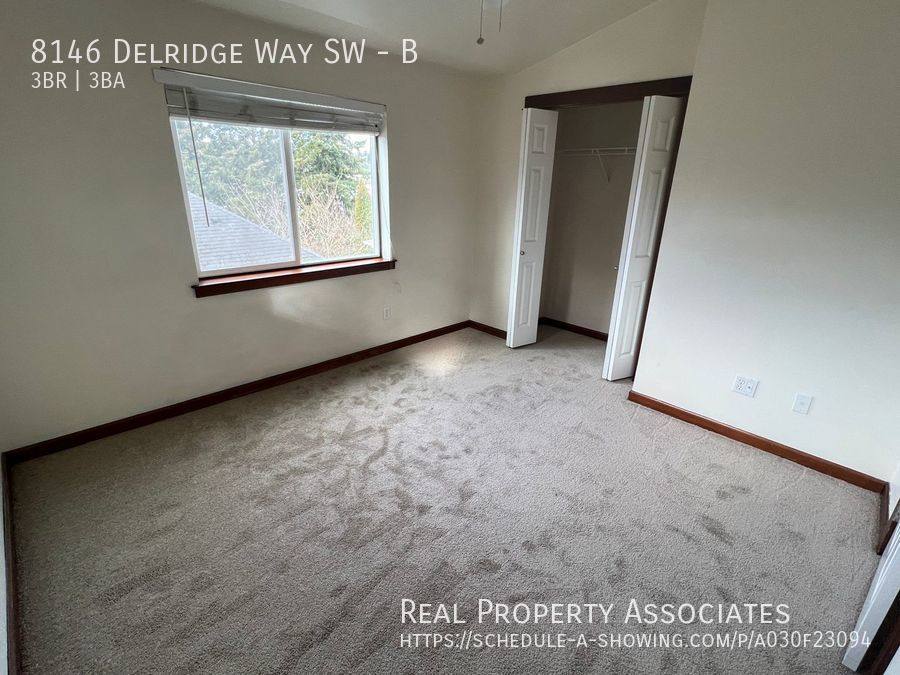 Townhouse for rent at 8146 Delridge Way SW #B, Seattle, WA 98106