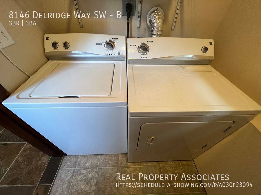 Townhouse for rent at 8146 Delridge Way SW #B, Seattle, WA 98106
