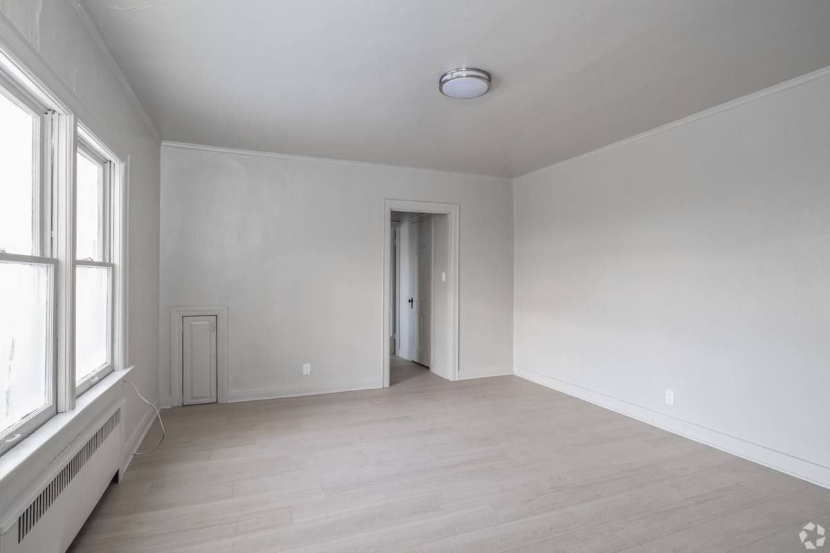 Apartment for rent at 1312 Cleveland Ave NW, Canton, OH 44703