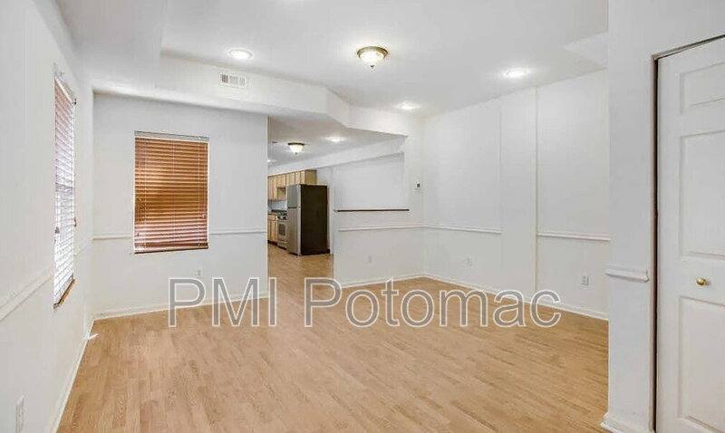Townhouse for rent at 729 10th St NE, Washington, DC 20002