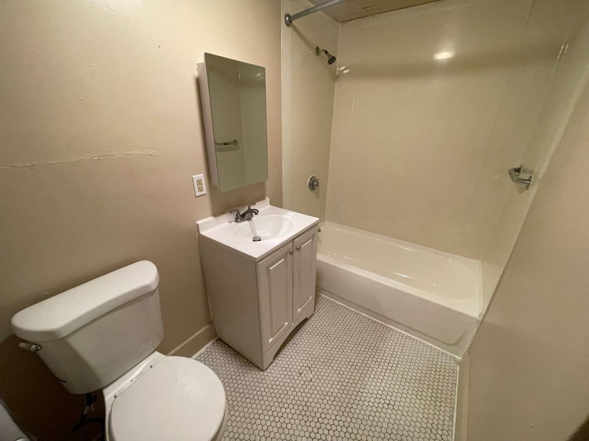 Apartment for rent at 427 S Elm St, Holyoke, MA 01040