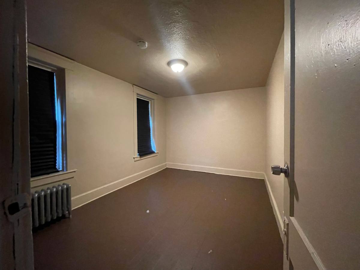 Apartment for rent at 427 S Elm St, Holyoke, MA 01040