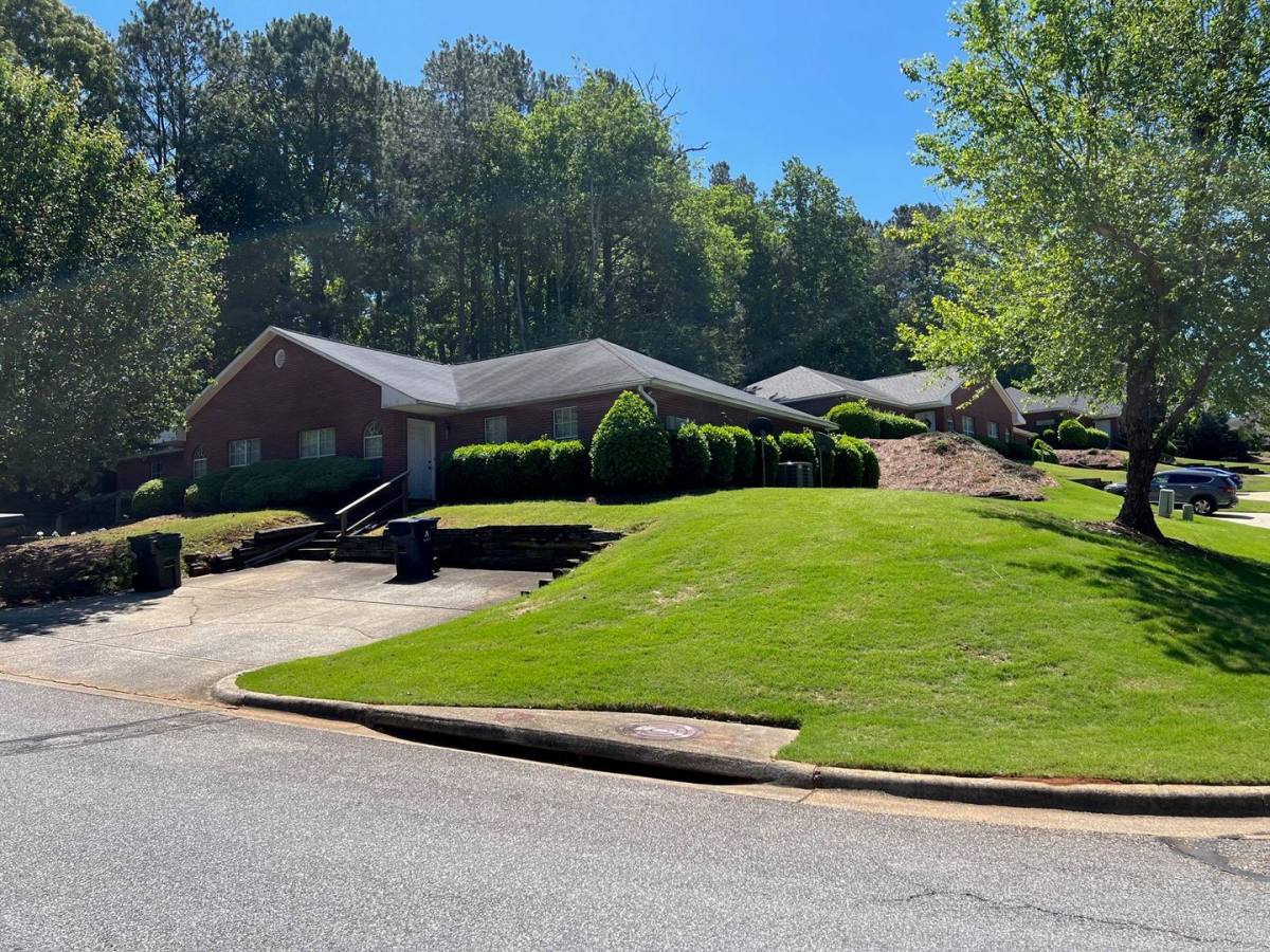 House for rent at 1161 Northlake Dr, Auburn, AL 36830