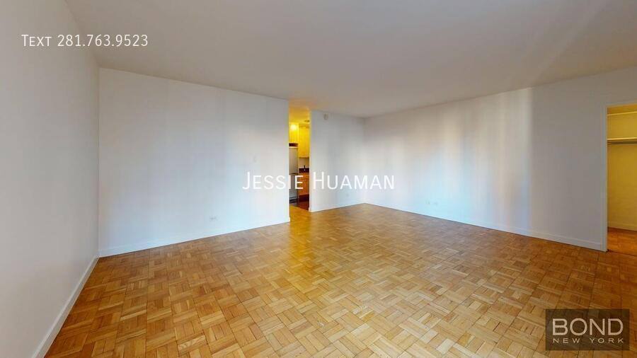Apartment for rent at 435 E 79th St #10, New York, NY 10075