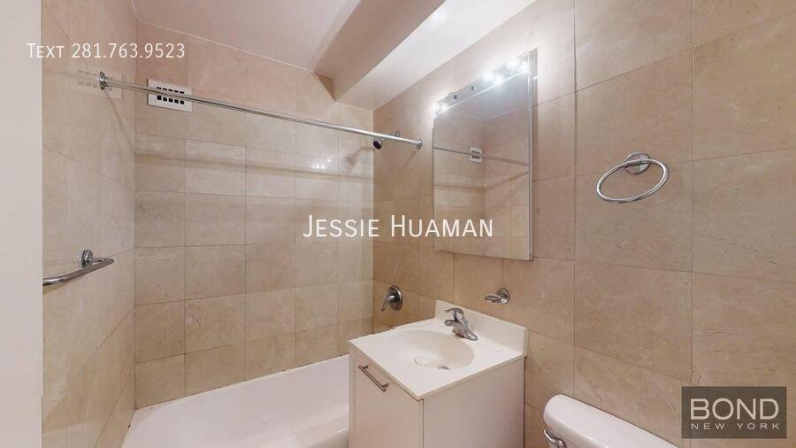 Apartment for rent at 435 E 79th St #10, New York, NY 10075