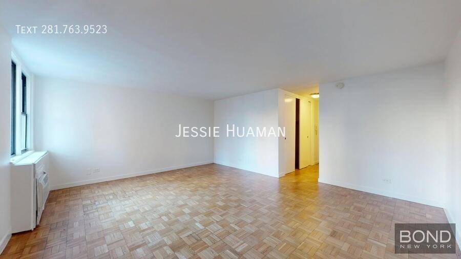 Apartment for rent at 435 E 79th St #10, New York, NY 10075