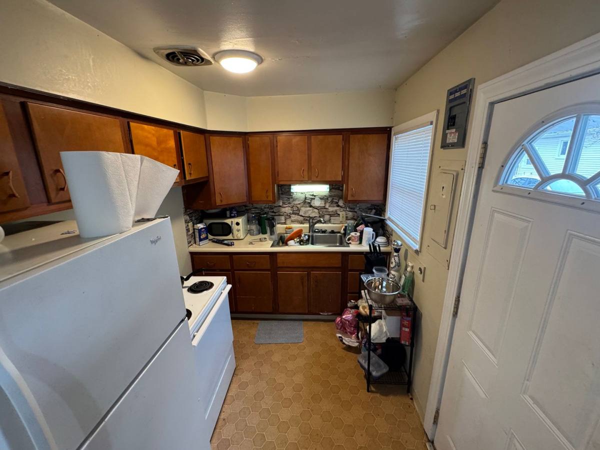 House for rent at 568 Spartan, East Lansing, MI 48823