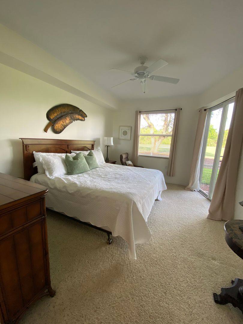Condo for rent at 3465 Laurel Greens Lane S, Naples, FL 34119