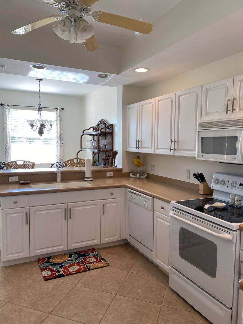 Condo for rent at 3465 Laurel Greens Lane S, Naples, FL 34119