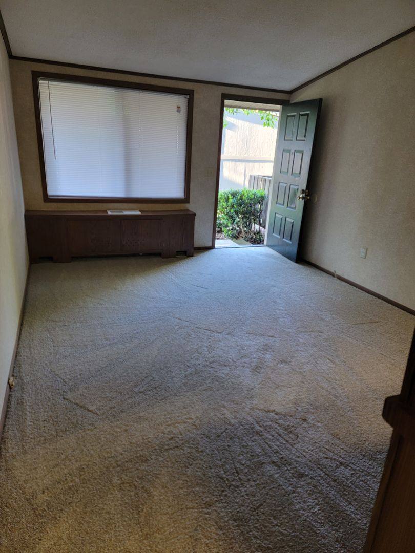 Apartment for rent at 101 Woodcrest Circle, Warner Robins, GA 31093