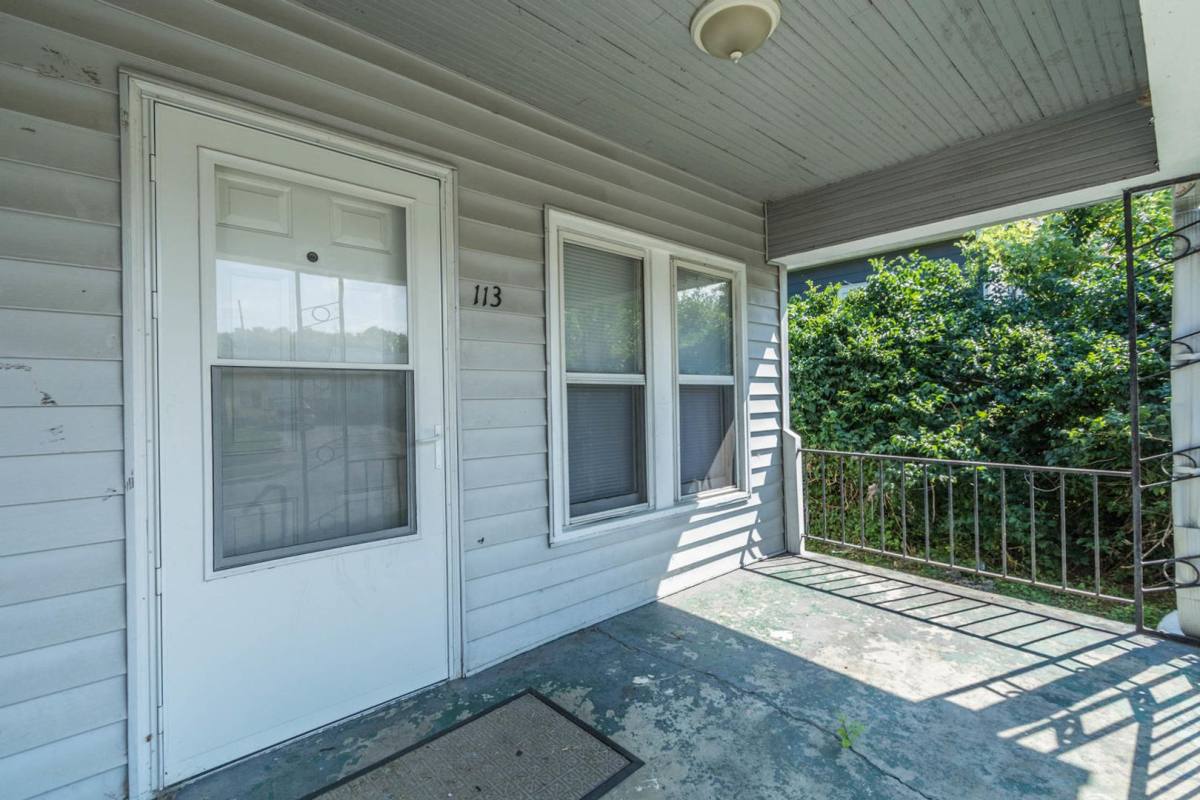 House for rent at 113 E 15th, Bloomington, IN 47408
