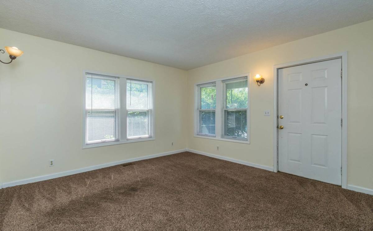 House for rent at 113 E 15th, Bloomington, IN 47408
