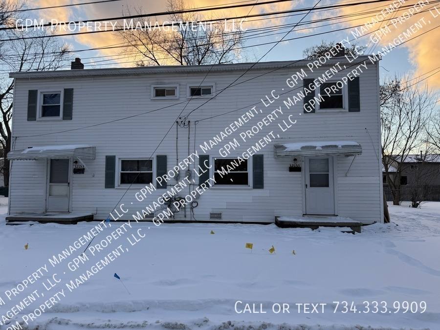 Townhouse for rent at 32155 Genessee St, Westland, MI 48186