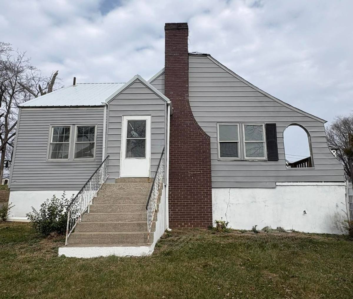 House for rent at 513 W Cherry St, Glasgow, KY 42141