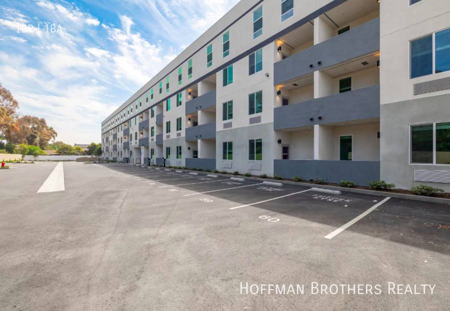 Apartment for rent at 1635 E 117th St #102, Los Angeles, CA 90059
