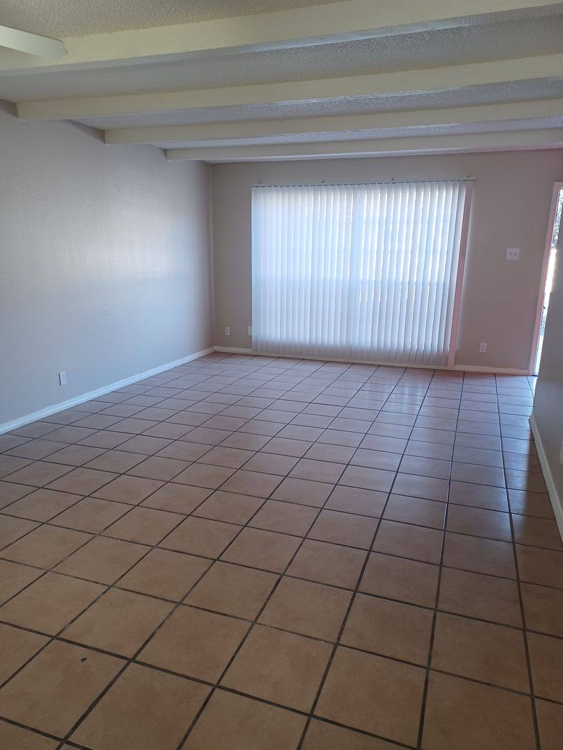 Apartment for rent at 200 Shadow Mountain Dr, El Paso, TX 79912