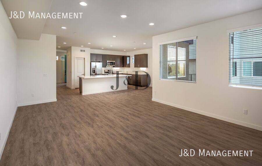 Apartment for rent at 5845-5855 Riley St #5853, San Diego, CA 92110