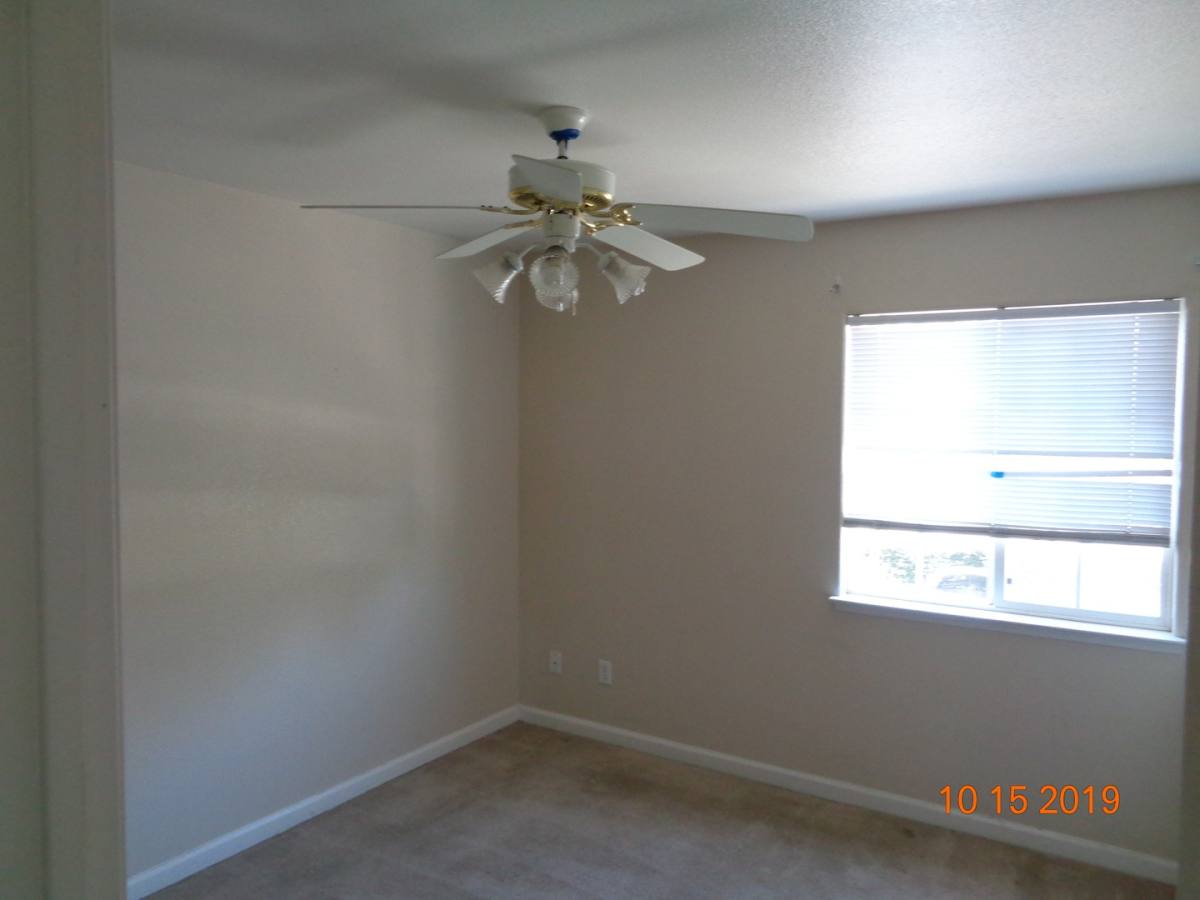 Apartment for rent at 1501 La Esplanada Place, Santa Rosa, CA 95404