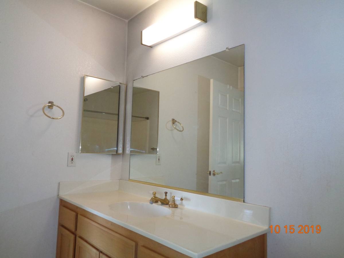 Apartment for rent at 1501 La Esplanada Place, Santa Rosa, CA 95404