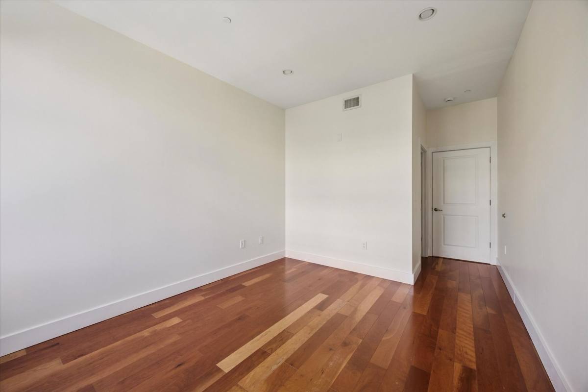 Apartment for rent at 601 N 2nd St, Philadelphia, PA 19123