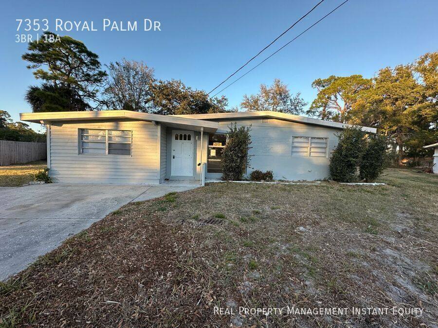 House for rent at 7353 Royal Palm Dr, New Port Richey, FL 34652