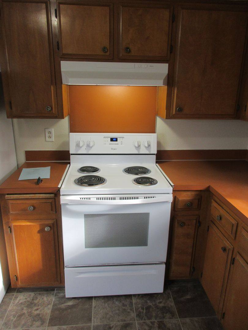 Apartment for rent at 2220 Navaho Court SE, Salem, OR 97306