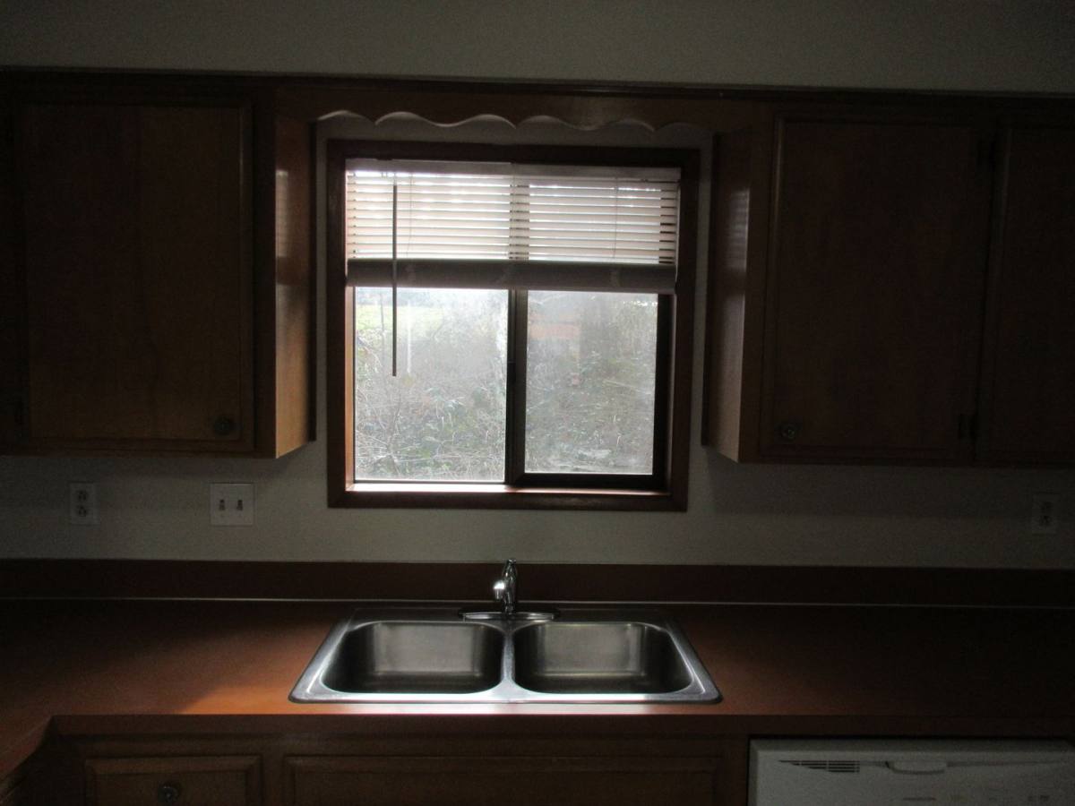 Apartment for rent at 2220 Navaho Court SE, Salem, OR 97306