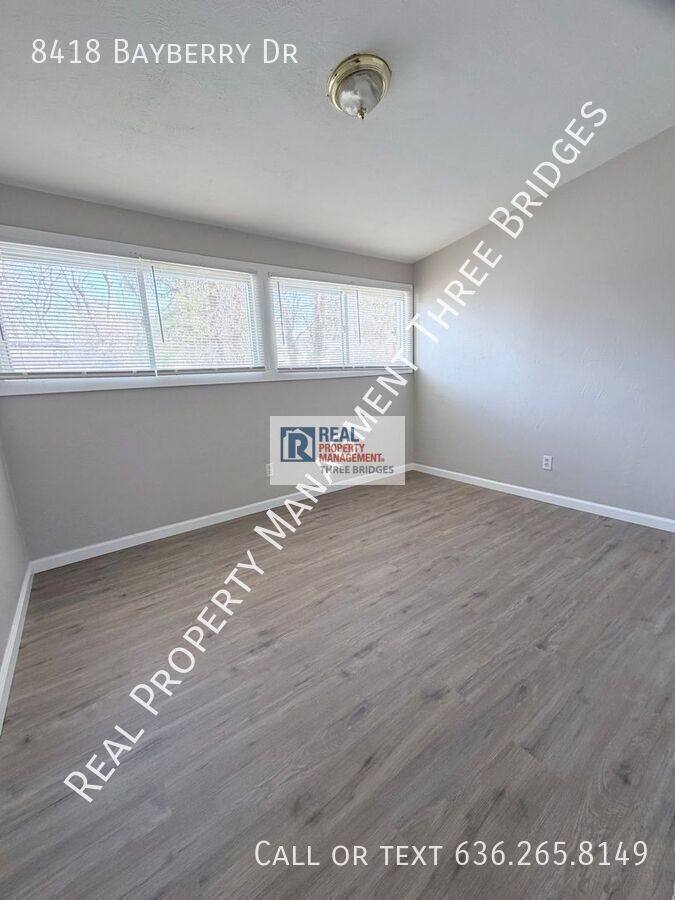 House for rent at 8418 Bayberry Dr, Saint Louis, MO 63134