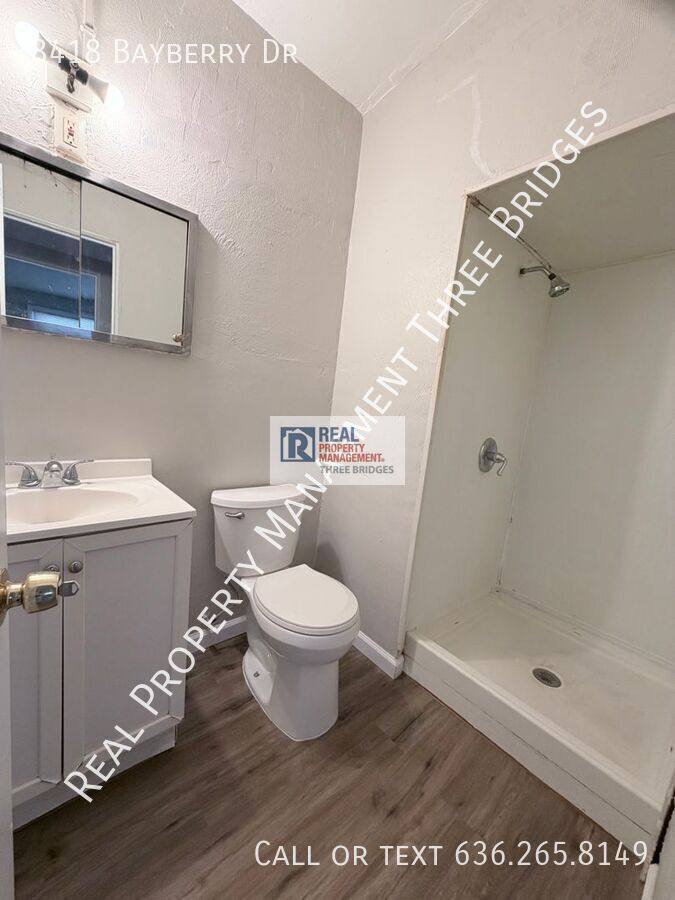 House for rent at 8418 Bayberry Dr, Saint Louis, MO 63134