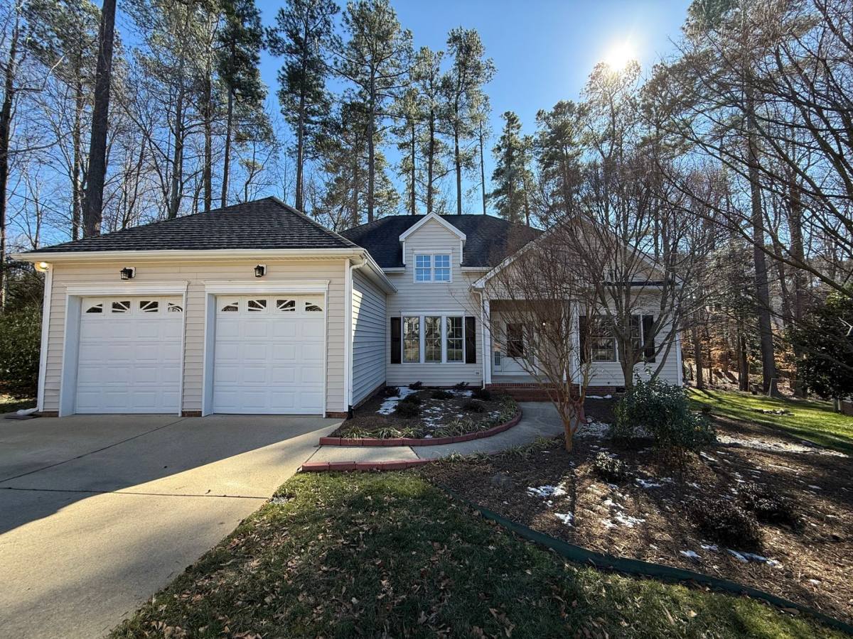 House for rent at 209 Highland Springs Lane, Holly Springs, NC 27540