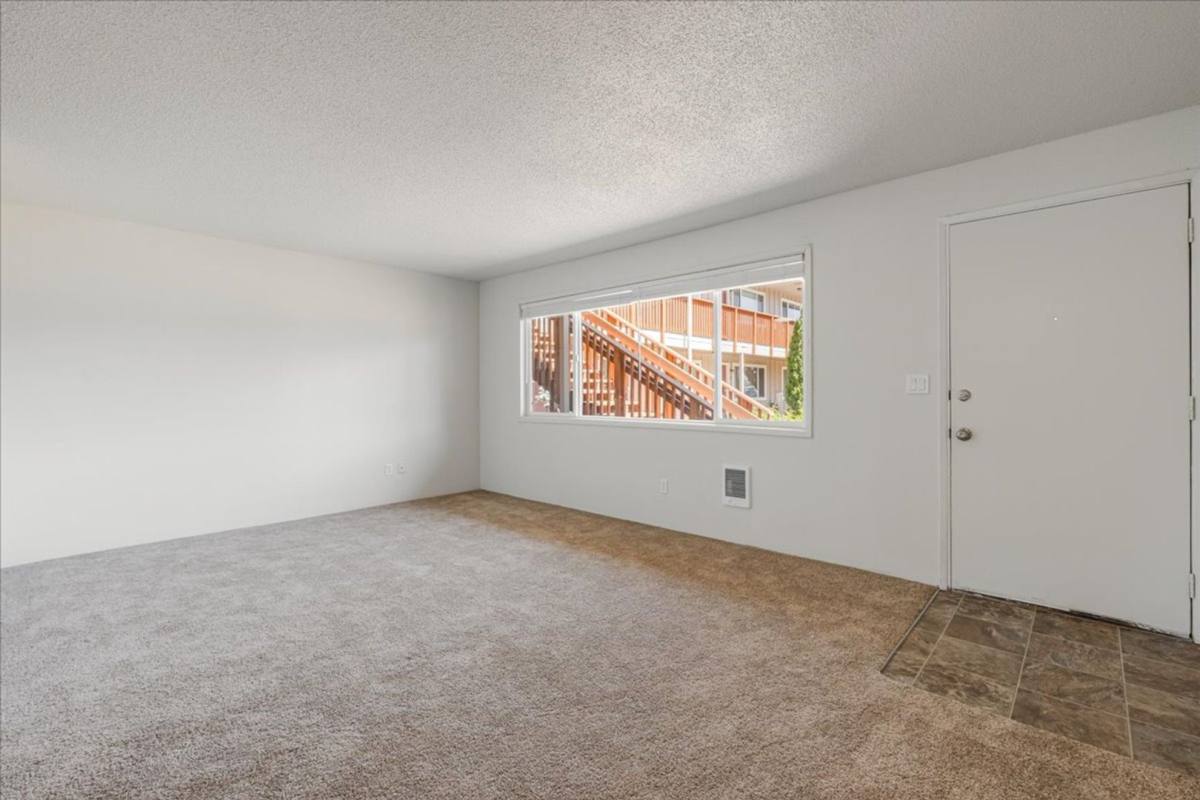 Apartment for rent at 1601 Savage Rd NE, Salem, OR 97301