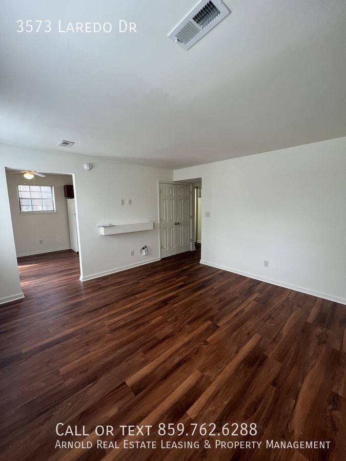 Apartment for rent at 3573 Laredo Dr, Lexington, KY 40517