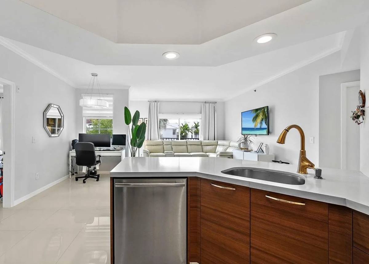 Condo for rent at 3145 NE 184th St, North Miami Beach, FL 33160