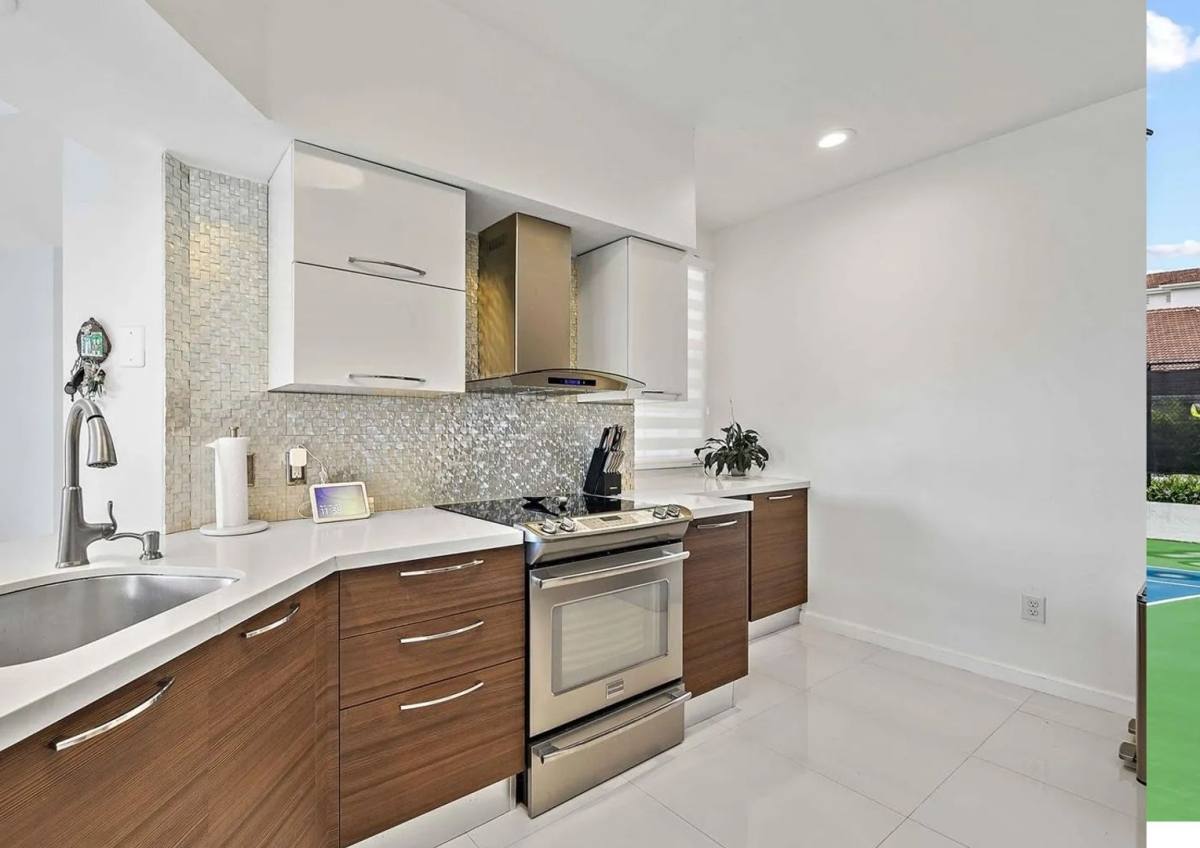 Condo for rent at 3145 NE 184th St, North Miami Beach, FL 33160