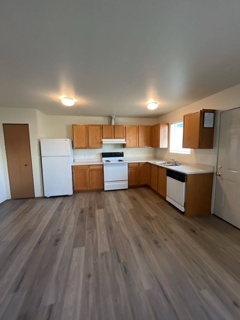 Apartment for rent at 910 21st, Bellingham, WA 98225