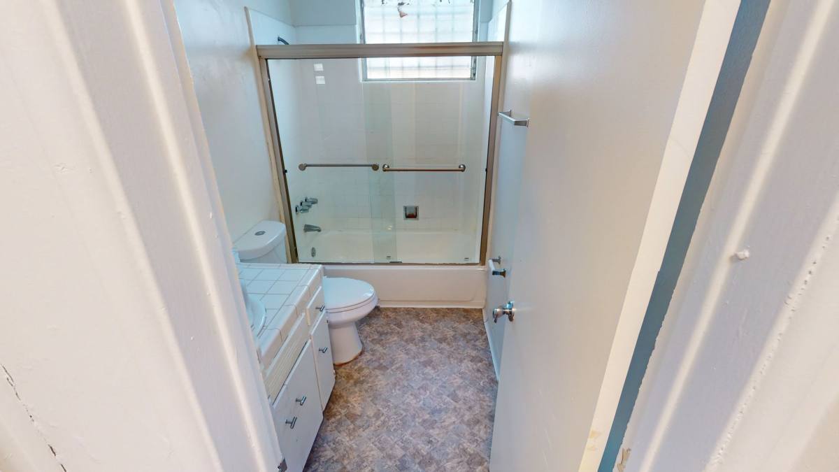 Apartment for rent at 11700 S Normandie Ave, Los Angeles, CA 90044