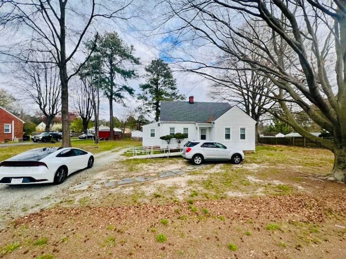 House for rent at 4066 Walmsley Blvd, Richmond, VA 23234