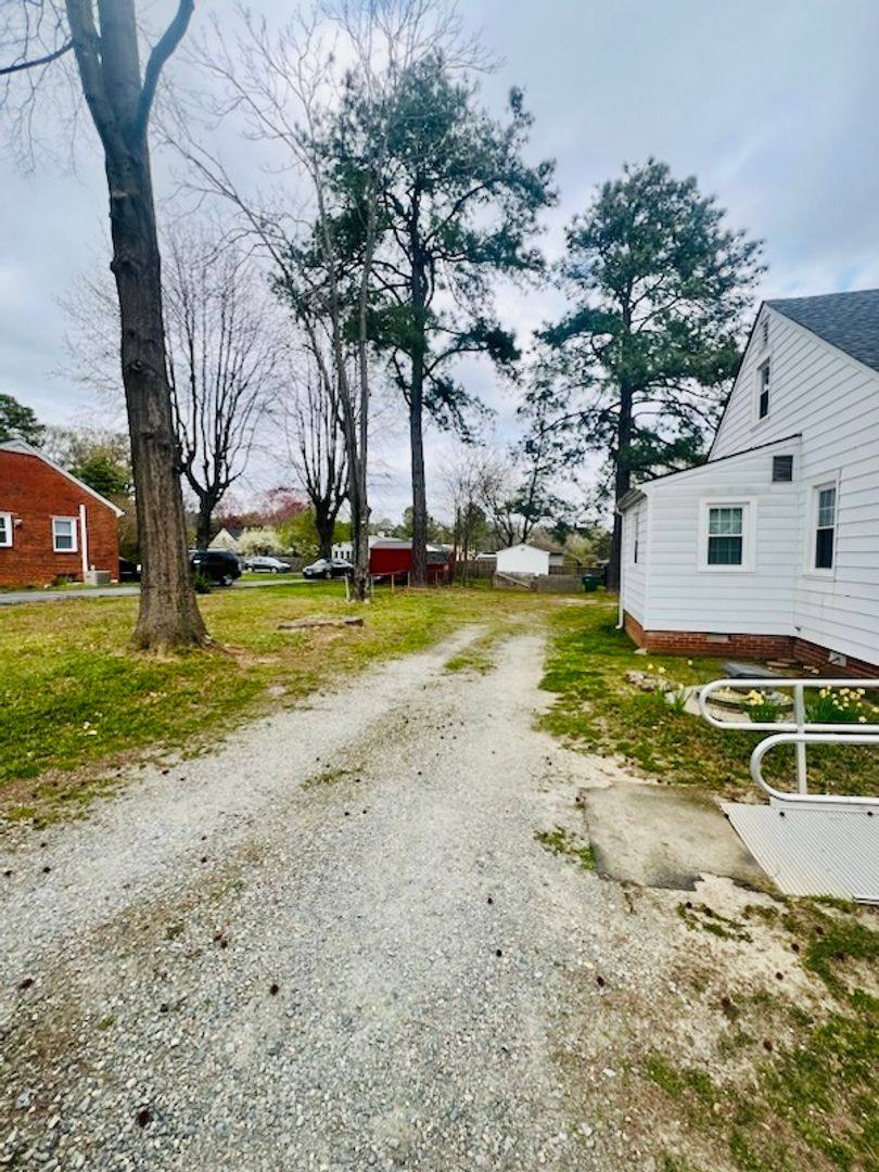 House for rent at 4066 Walmsley Blvd, Richmond, VA 23234