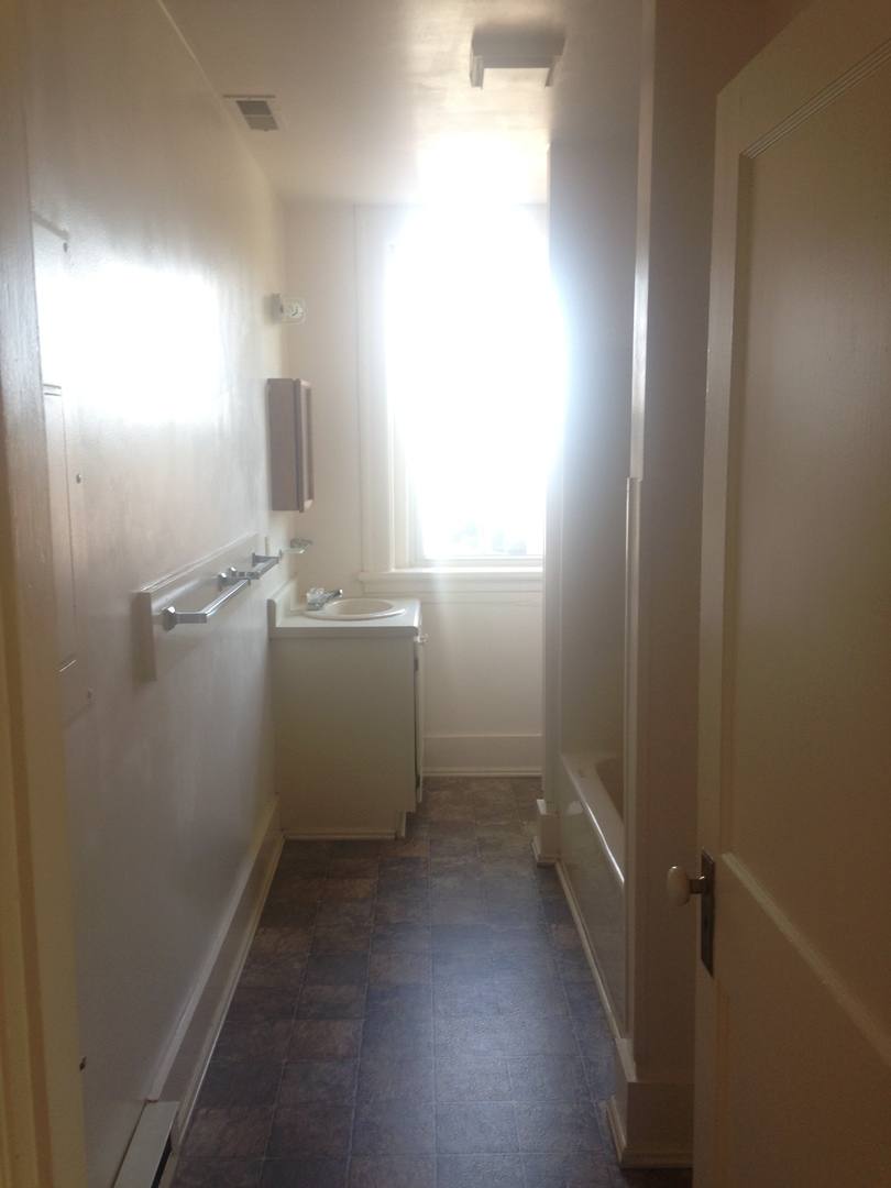 Apartment for rent at 713-715 Clay St, Lynchburg, VA 24504